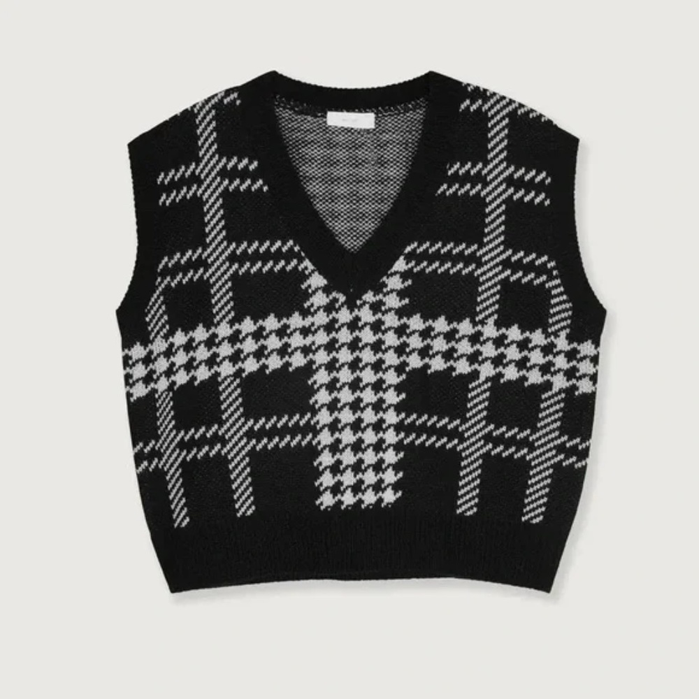 OAK + FORT herringbone / plaid black and white oversized sweater vest